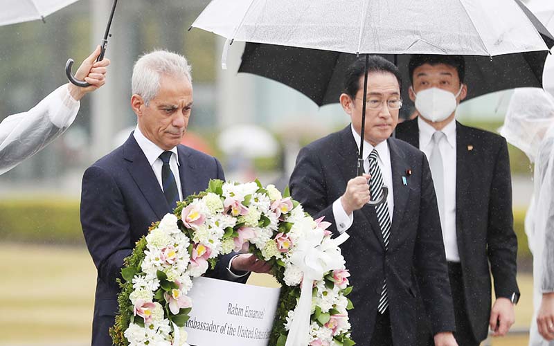 エマニュエル駐日米大使と岸田文雄首相