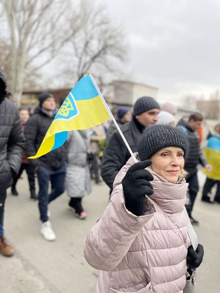 ロシア占領下のウクライナ南部で強まる弾圧