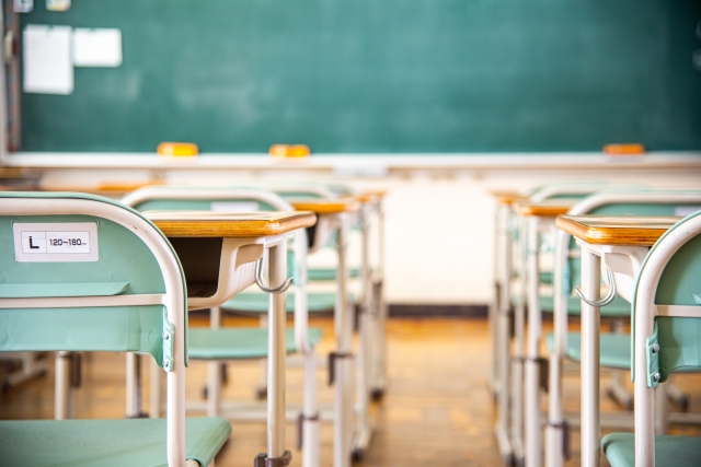 学校のイメージ（photo AC）