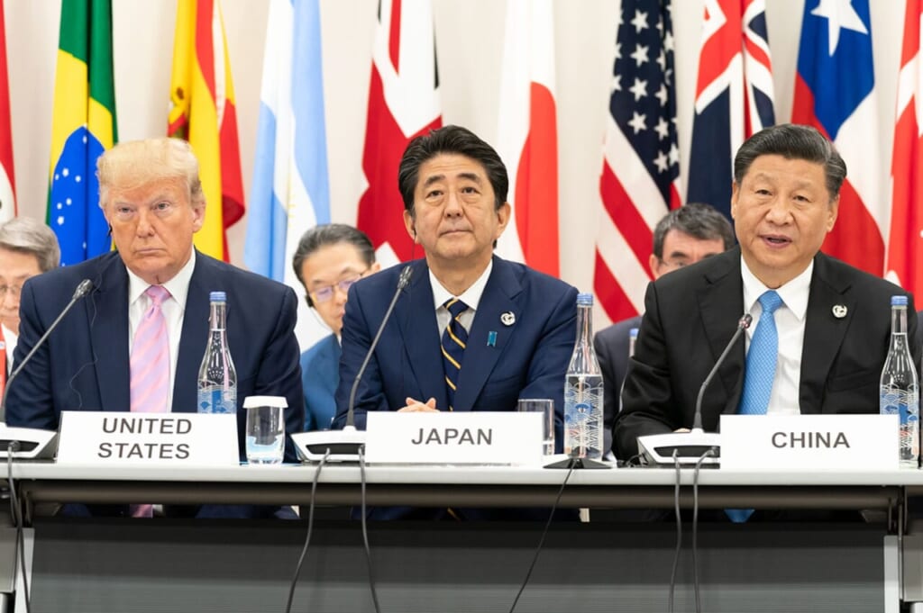 G20に参加した安倍元首相(中央)、トランプ前アメリカ大統領(左)、習近平国家主席=2019年6月28日、大阪