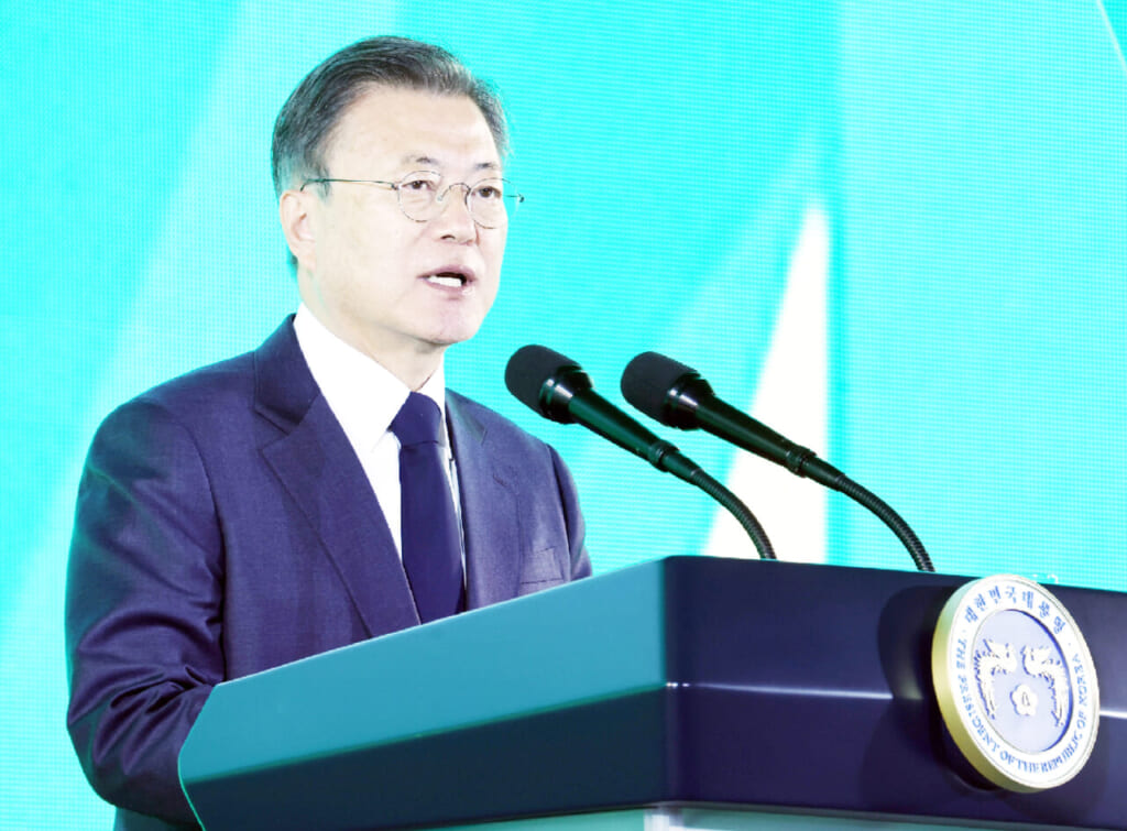 韓国の前大統領・文在寅氏=5月2日、ソウル(EPA時事)