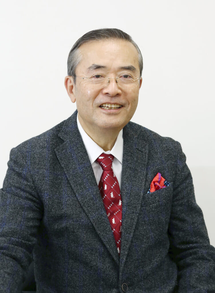 たむら・しげのぶ 昭和28年生まれ。拓殖大政経学部卒。宏池会(大平正芳事務所)を経て、自民党本部に勤務。政務調査会で調査役・審議役として外交・国防・憲法・安全保障等を担当。退職後、政治評論家。