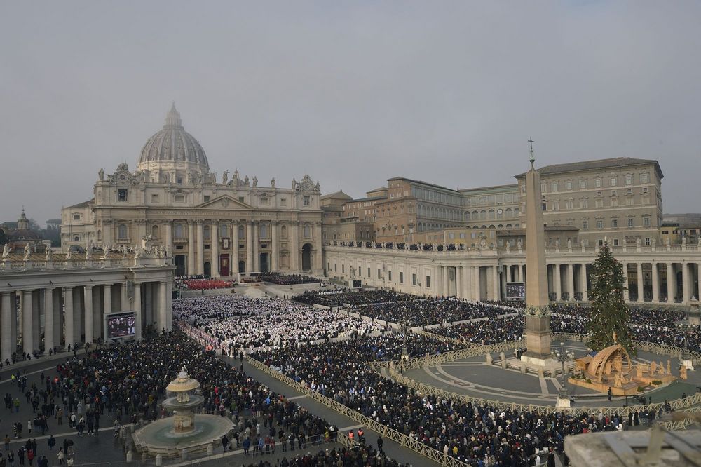 バチカンのサンピエトロ広場