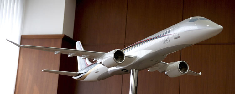 完成していれば国内初となったジェット機Mitsubishi Regional Jet (MRJ)の模型（UPI）
